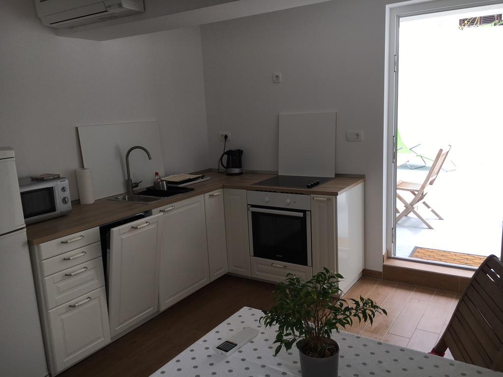 Apartment Godinovic *