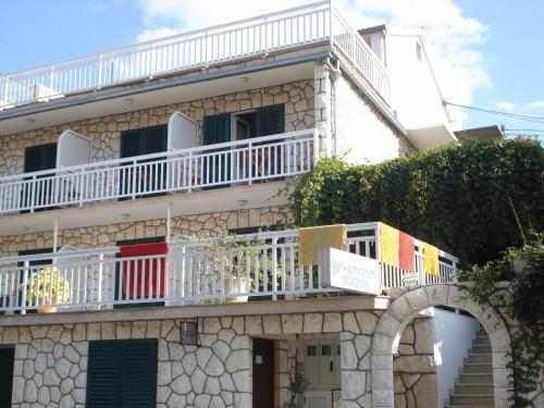 Godinovic Apartment Hvar Town